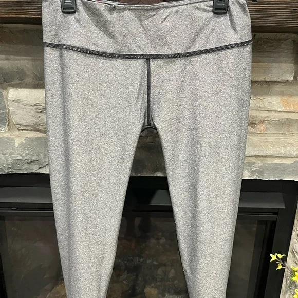 Womens capri leggings - Picture 3 of 3